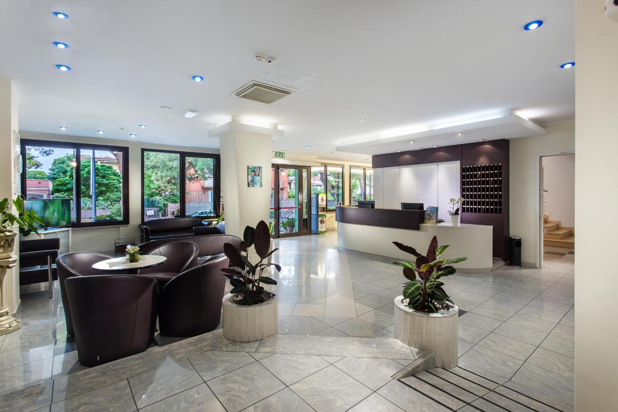 Hotel Delle Nazioni Cesenatico Esterno foto
